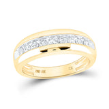 Anillo de boda de una sola hilera de diamantes redondos para hombre de oro amarillo de 10 quilates, 1/2 quilates 