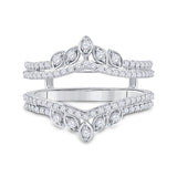 Anillo de boda de oro blanco de 14 quilates con diamantes redondos para mujer, potenciador de protección de 5/8 quilates 