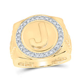 Anillo circular de oro amarillo de 10 quilates para hombre con diamante redondo y letra J de 1/2 quilates 